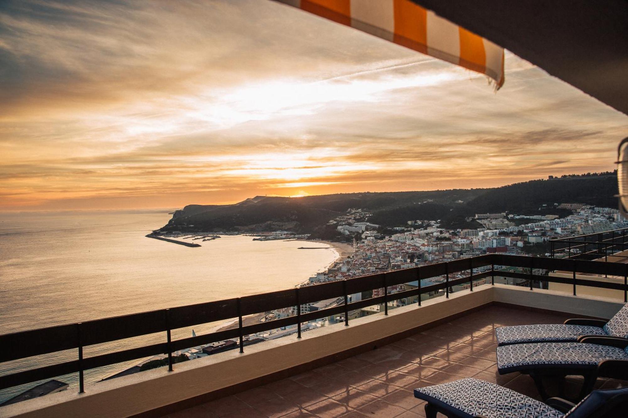 Apartment With A Stunning View Over Sesimbra Exterior foto